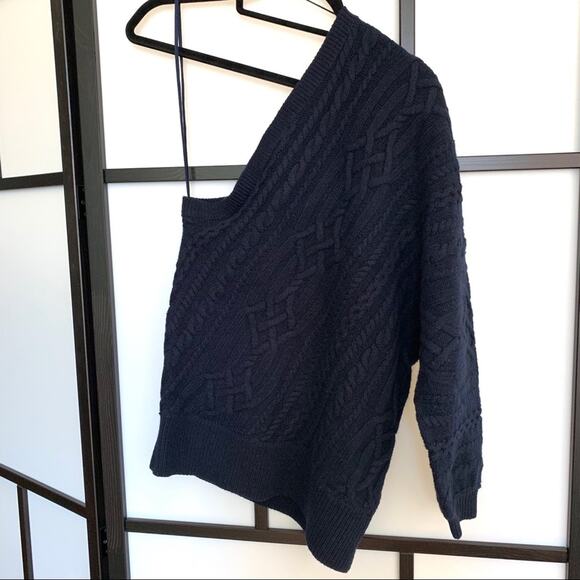 Joie One-Shoulder Navy Cable Knit Wool Sweater Small NWT - Picture 6 of 7
